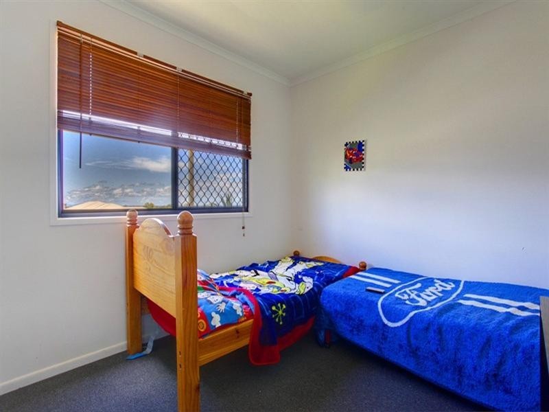 11 Genesta Court, Bushland Beach QLD 4818