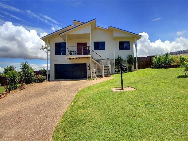 11 Genesta Court, Bushland Beach QLD 4818