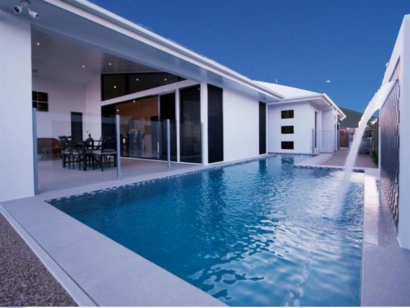 6 Arafura Close, Burdell QLD 4818