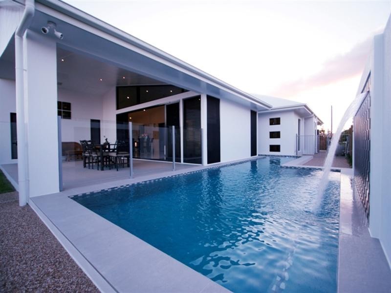 6 Arafura Close, Burdell QLD 4818