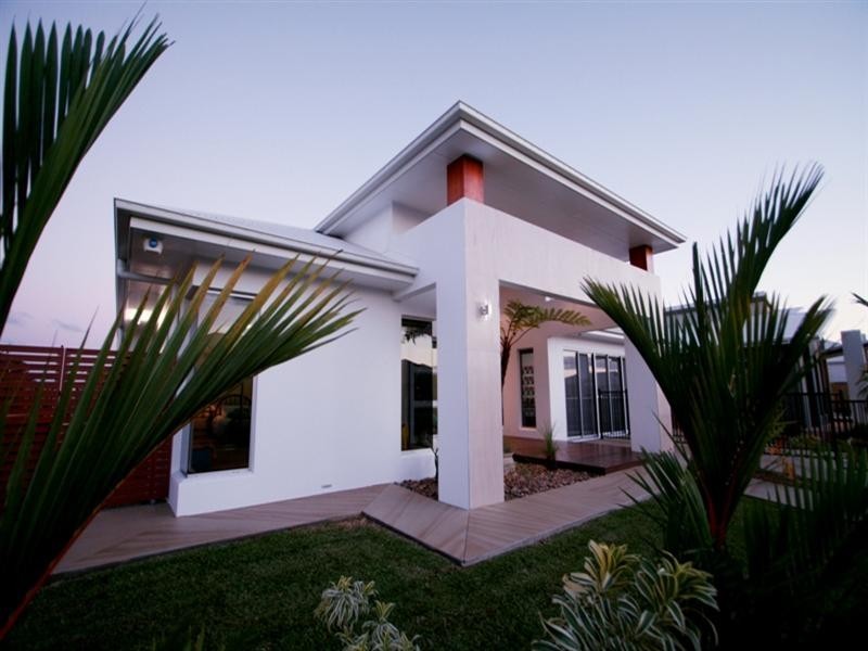 6 Arafura Close, Burdell QLD 4818