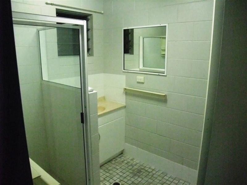 1/116 Queens Road, Hermit Park QLD 4812