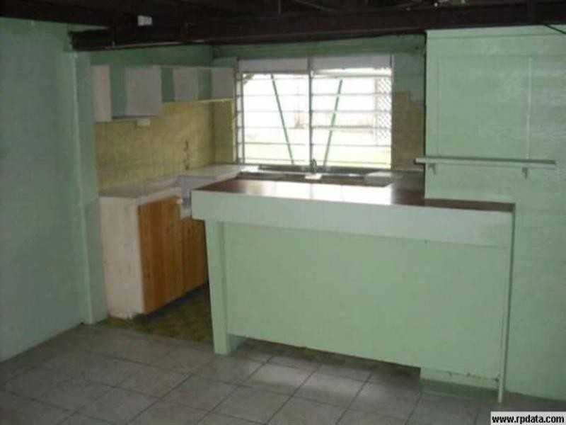 4 Carcoola Street, Cranbrook QLD 4814