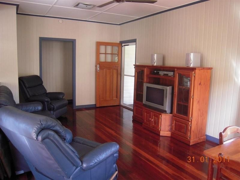 70 Norris Street, Hermit Park QLD 4812