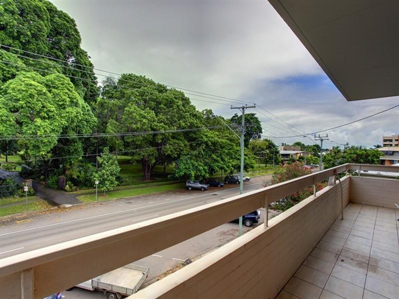 4/23 Gregory Street, North Ward QLD 4810