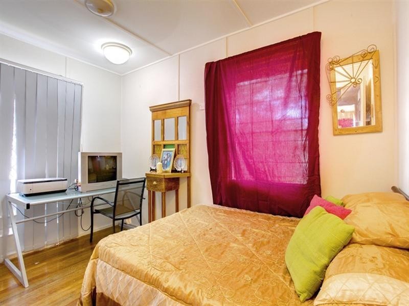 16 Cuthbert Crescent, Vincent QLD 4814