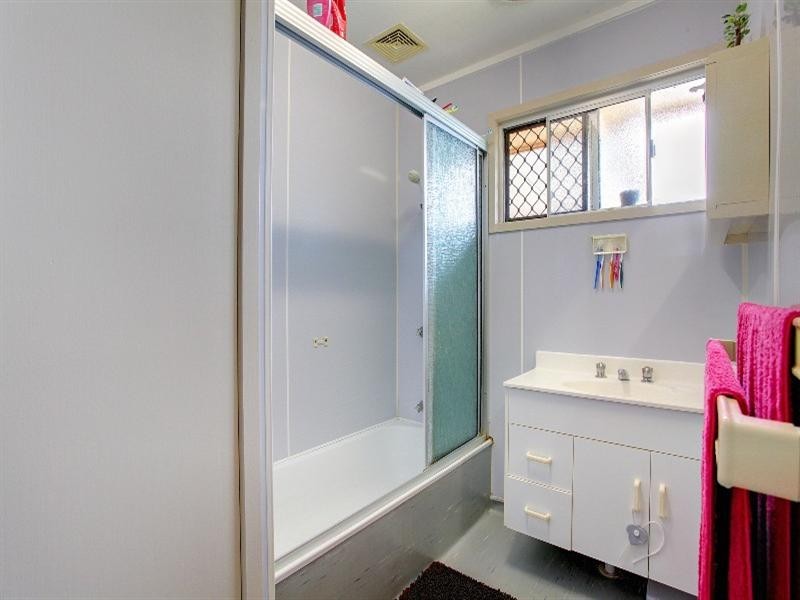 16 Cuthbert Crescent, Vincent QLD 4814
