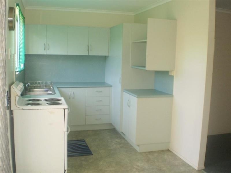 10 Hart Street, Kirwan QLD 4817