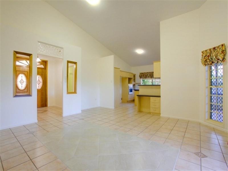 6 Tottenham Court, Kirwan QLD 4817