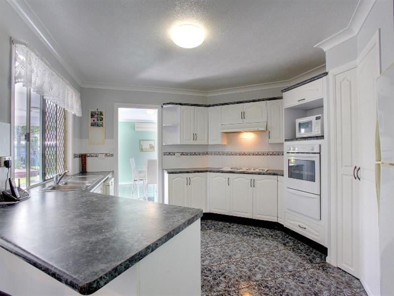 76 River Park Drive, Annandale QLD 4814