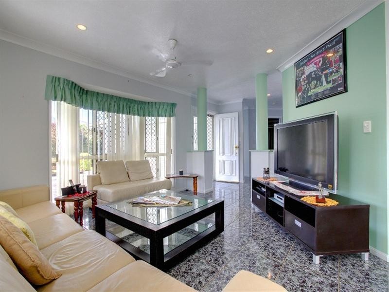 76 River Park Drive, Annandale QLD 4814