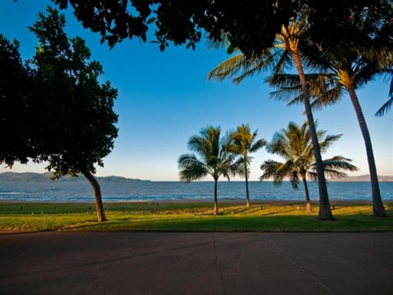 7/106-107 The Strand, North Ward QLD 4810