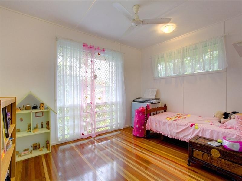25 Cuthbert Crescent, Vincent QLD 4814