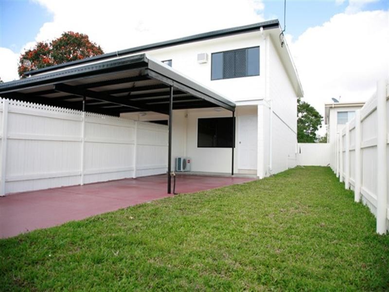 1/10 Boyes Court, Heatley QLD 4814