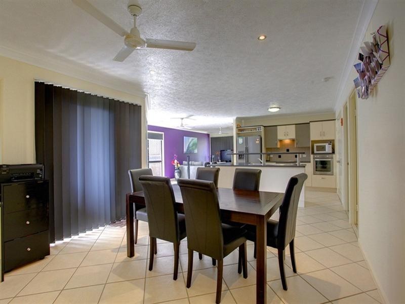 50 St Albans Road, Mount Louisa QLD 4814