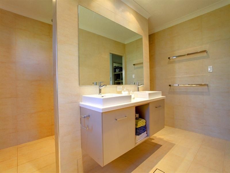 94 Klewarra Boulevard, Douglas QLD 4814