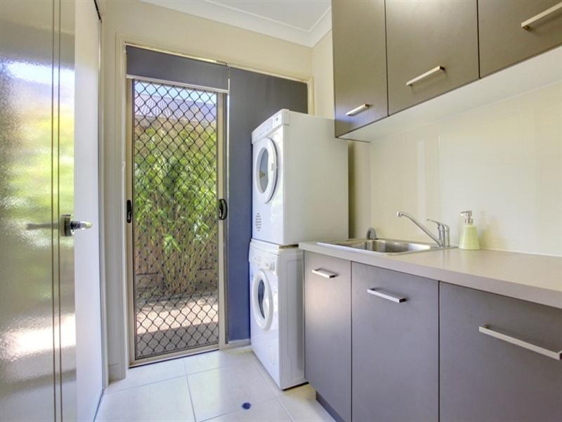 94 Klewarra Boulevard, Douglas QLD 4814