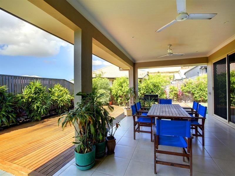 94 Klewarra Boulevard, Douglas QLD 4814