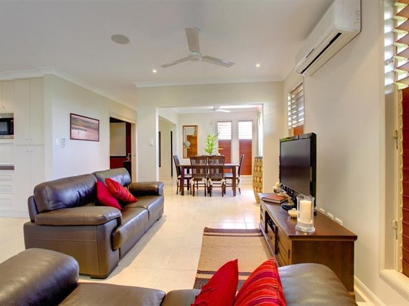 94 Klewarra Boulevard, Douglas QLD 4814