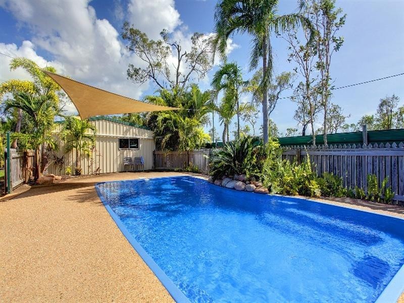 71 Blue Mountain Drive, Bluewater Park QLD 4818