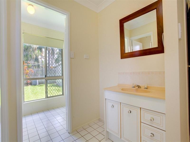 23 Leila Avenue, Rasmussen QLD 4815