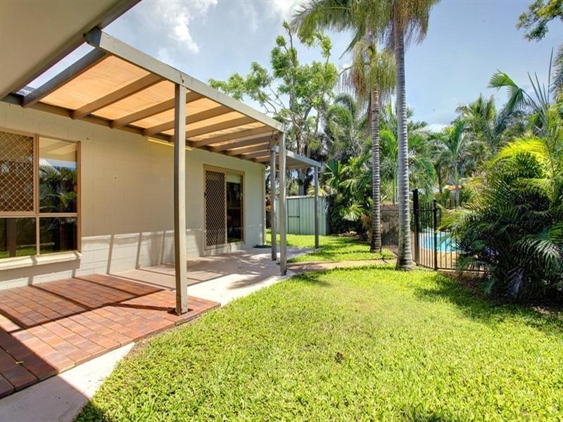 23 Leila Avenue, Rasmussen QLD 4815