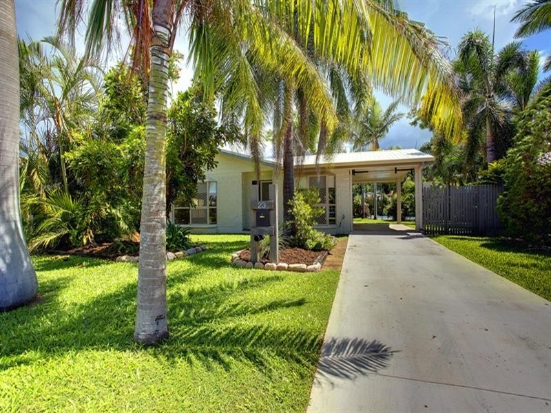 23 Leila Avenue, Rasmussen QLD 4815