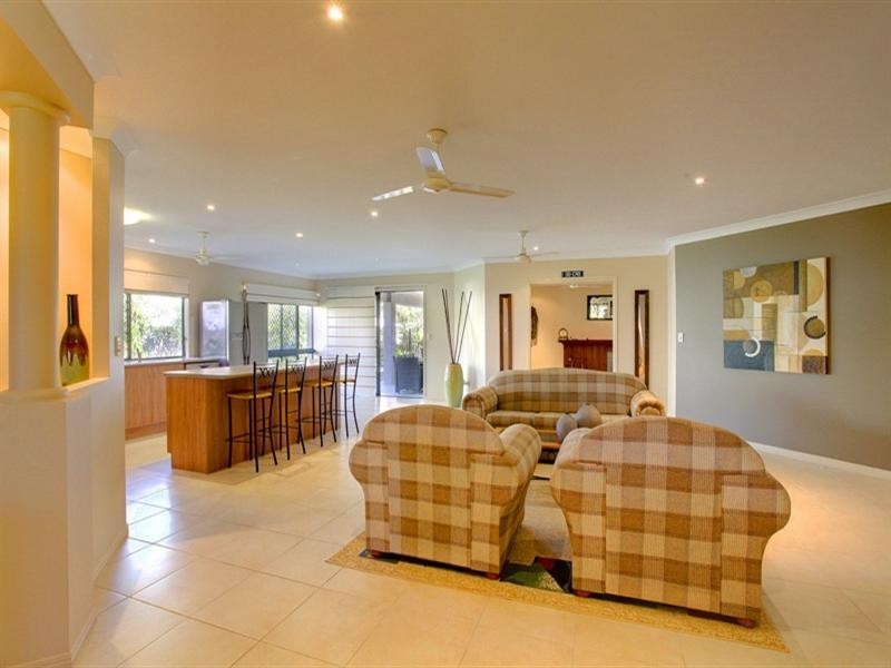 16 Margarita Court, Bushland Beach QLD 4818