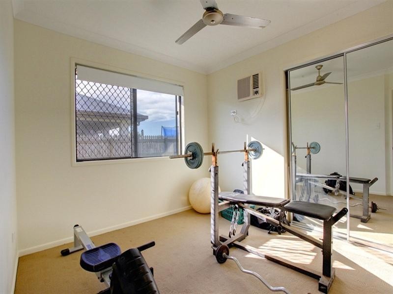 14 Armistice Street, Burdell QLD 4818