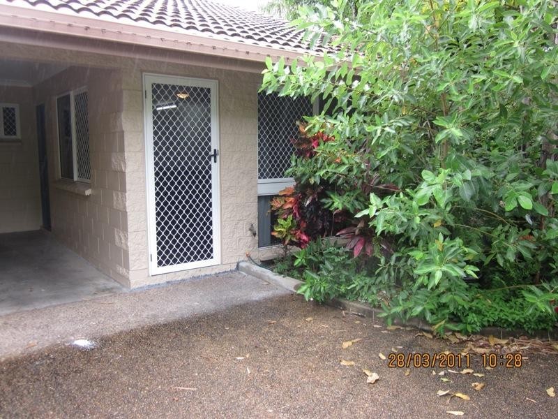 4/6 Campbell Street, Hermit Park QLD 4812