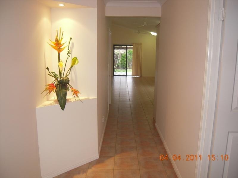 60 Cockatoo Circuit, Douglas QLD 4814