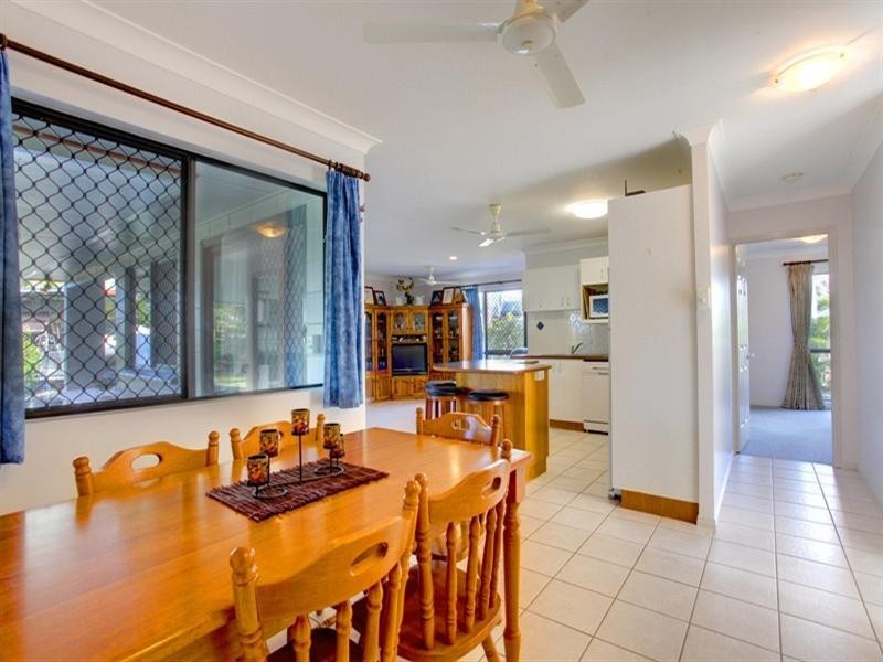 6 Gernika Court, Bushland Beach QLD 4818