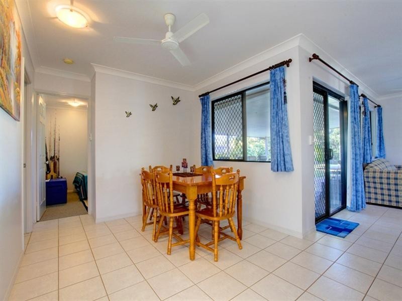 6 Gernika Court, Bushland Beach QLD 4818