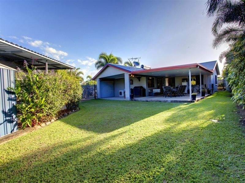 6 Gernika Court, Bushland Beach QLD 4818