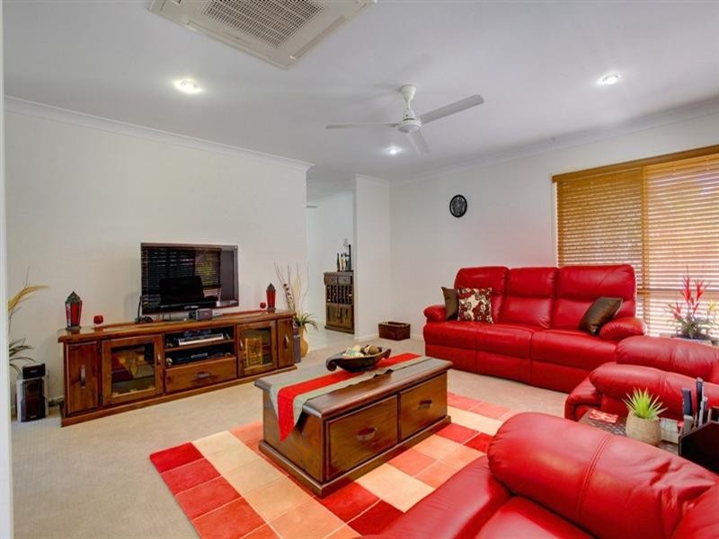 14 Pinnata Place, Kirwan QLD 4817