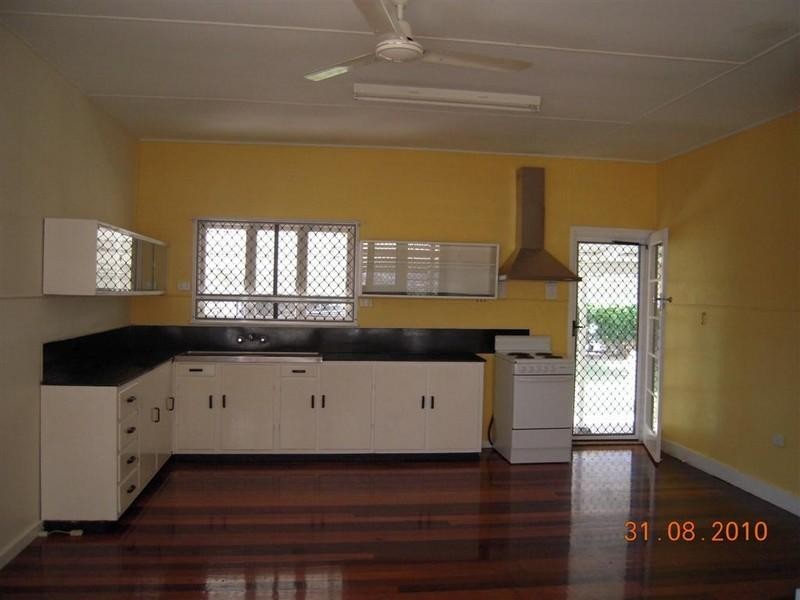 10 Akuna Street, Aitkenvale QLD 4814