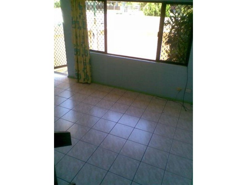 7/174 Harold Street, West End QLD 4810