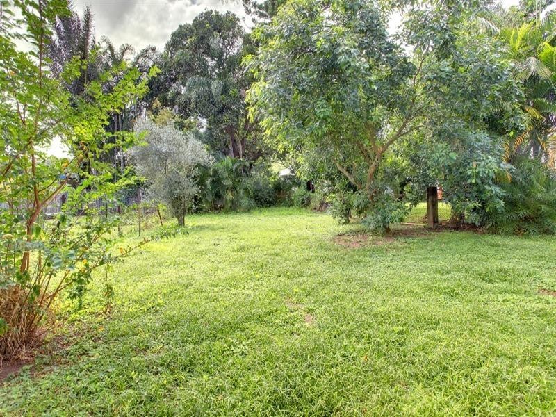 23 Harold Street, West End QLD 4810