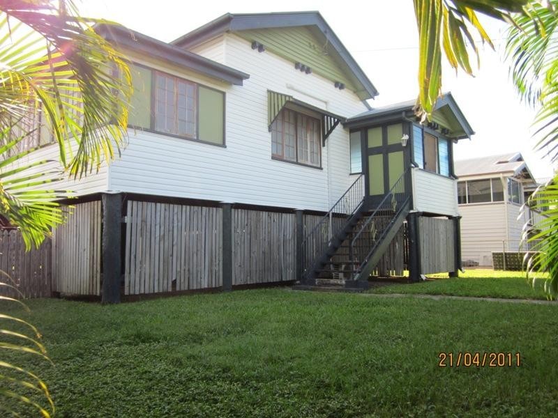 155 Kings Road, Pimlico QLD 4812