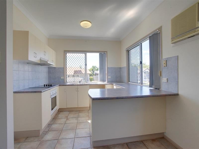 9 Coen Street, Douglas QLD 4814