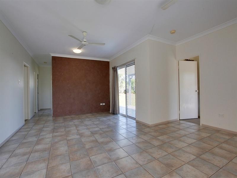 9 Coen Street, Douglas QLD 4814