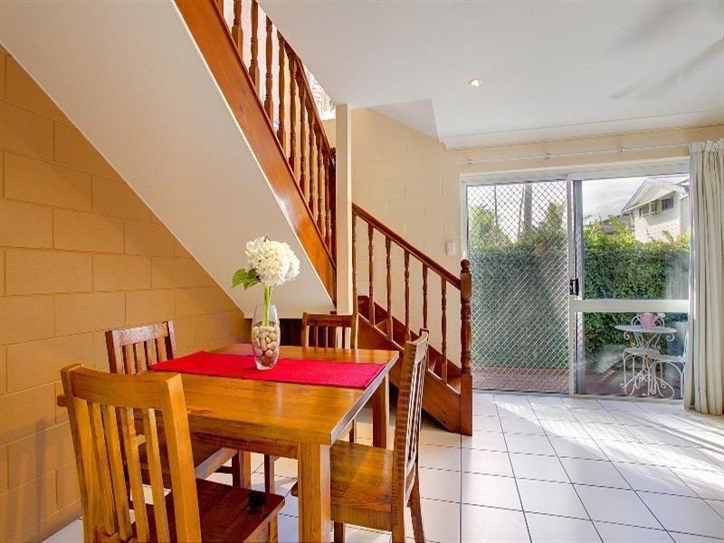 2/53 Love Lane, Mundingburra QLD 4812