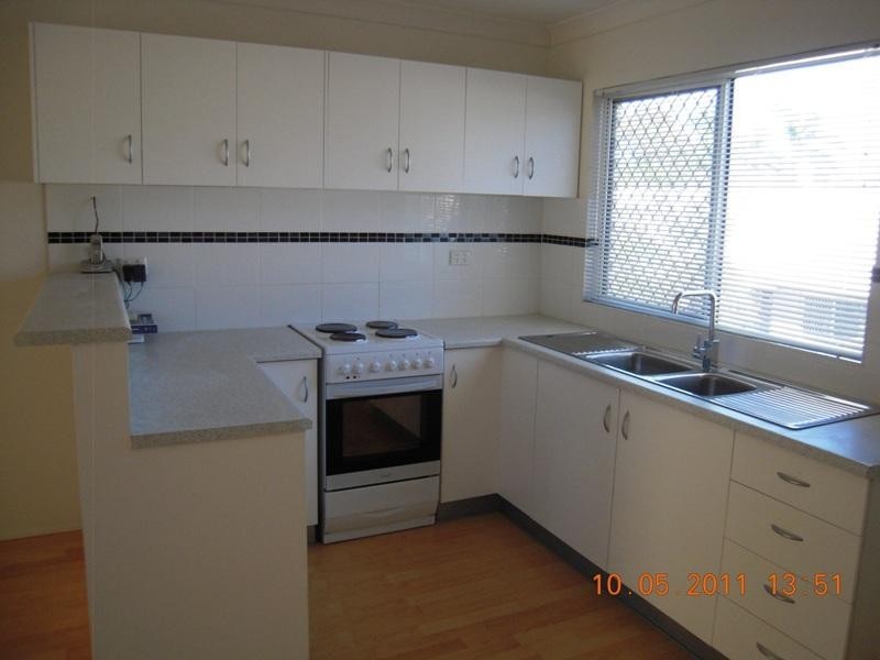 7/36-38 Henry Street, West End QLD 4810