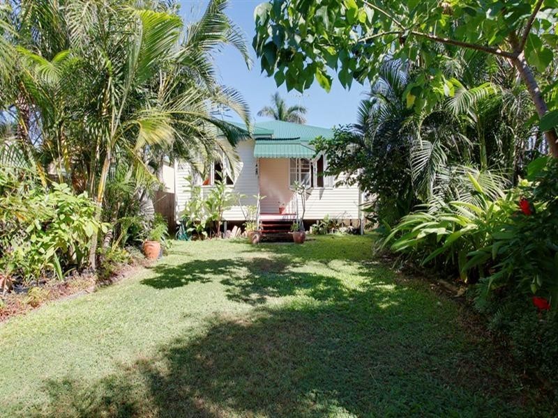 8B Tenth Avenue, Railway Estate QLD 4810