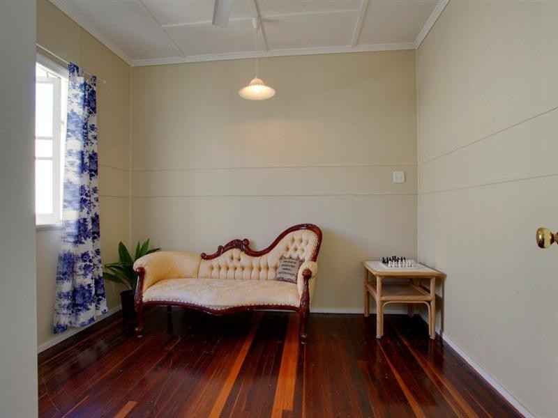 8B Tenth Avenue, Railway Estate QLD 4810