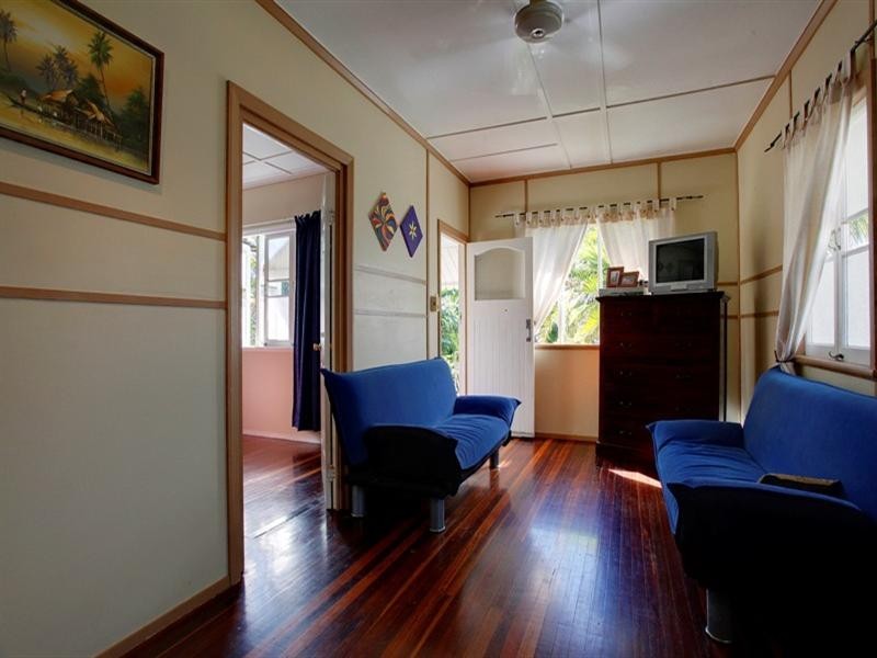 8B Tenth Avenue, Railway Estate QLD 4810