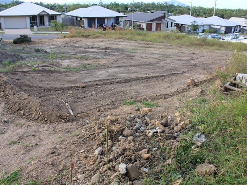 15 Moondani Close, Douglas QLD 4814