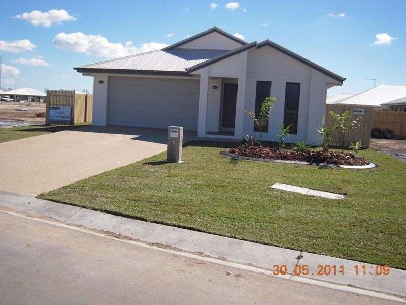 5 Biscayne Street “Northshore”, Burdell QLD 4818