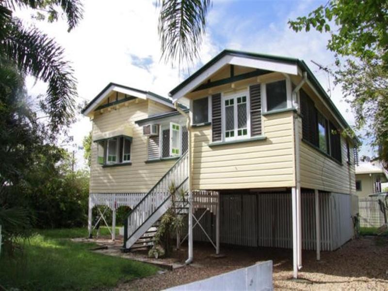 17 Derby Street, Pimlico QLD 4812