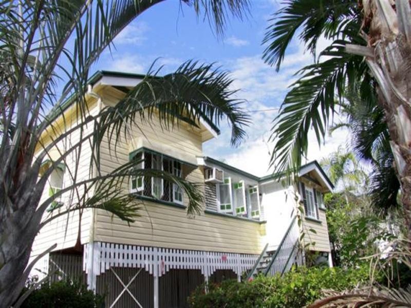 17 Derby Street, Pimlico QLD 4812